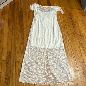 Women’s wild fable off white long lace dress medium NWT!